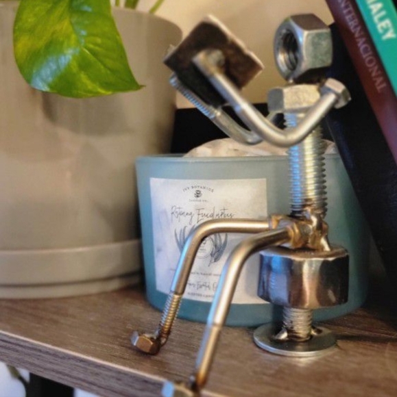 Scrap Metal Handmade Figure - Picture 2 of 3